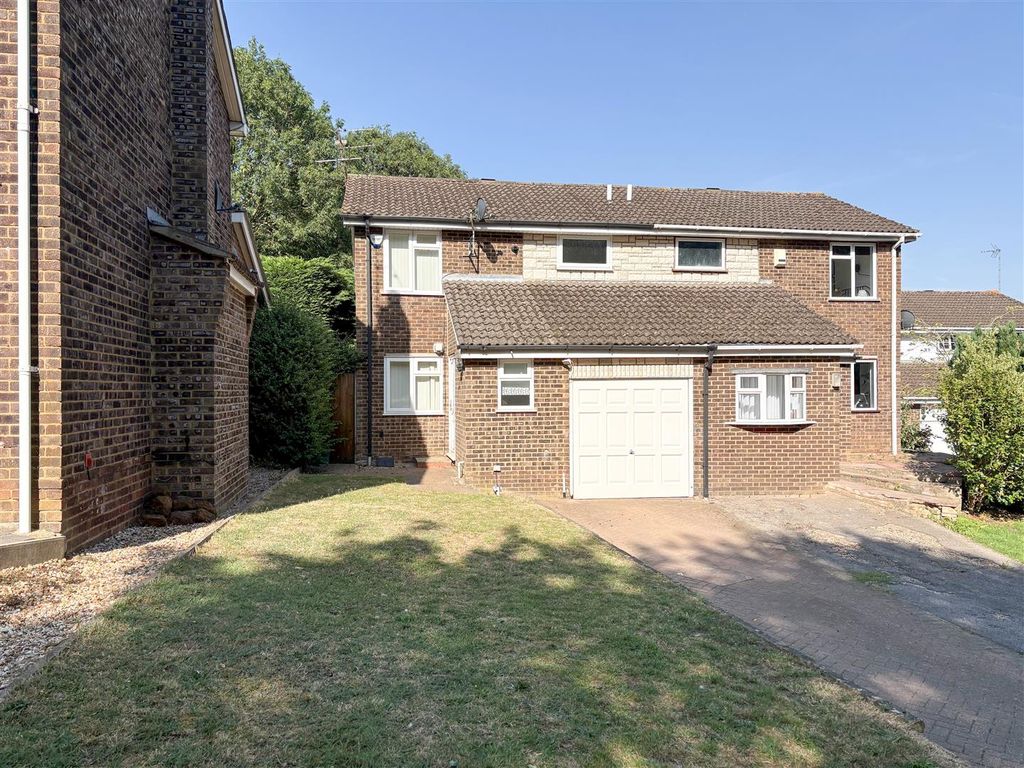 Property photo 1 of 15 Ext 2.Jpg
