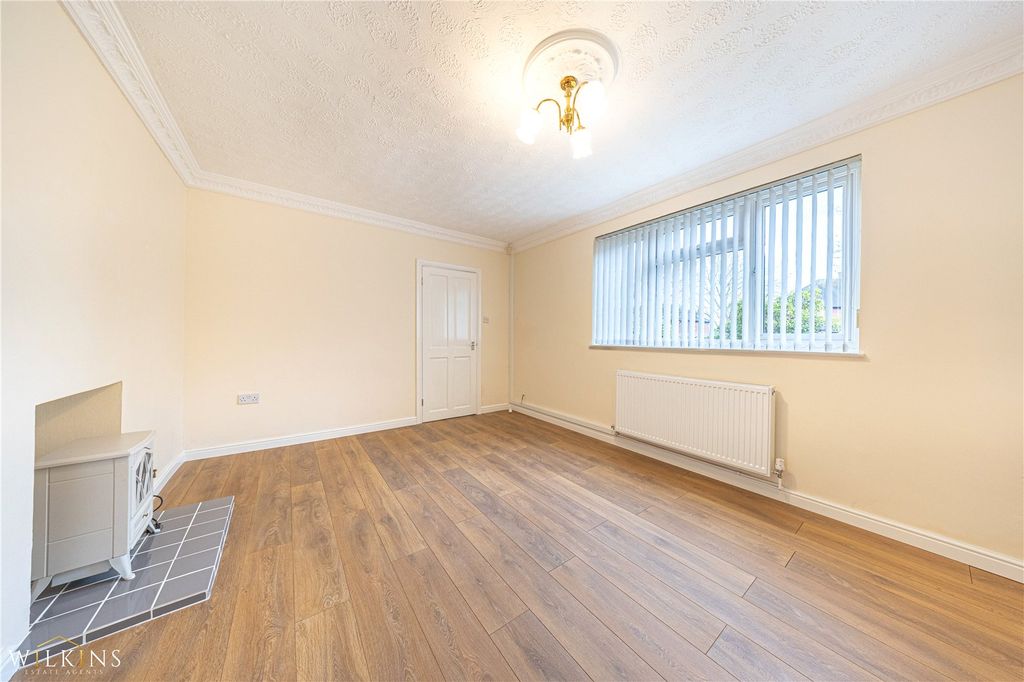 Property photo 3 of 31 Picture No. 21