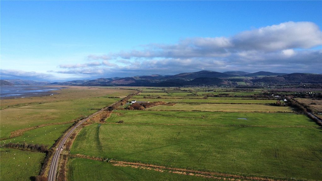 Property photo 1 of 4 Picture No. 05