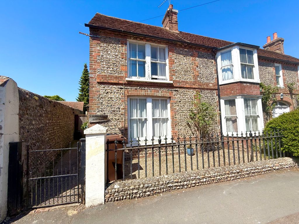 Property photo 1 of 14 Elmhurst Cottage Front