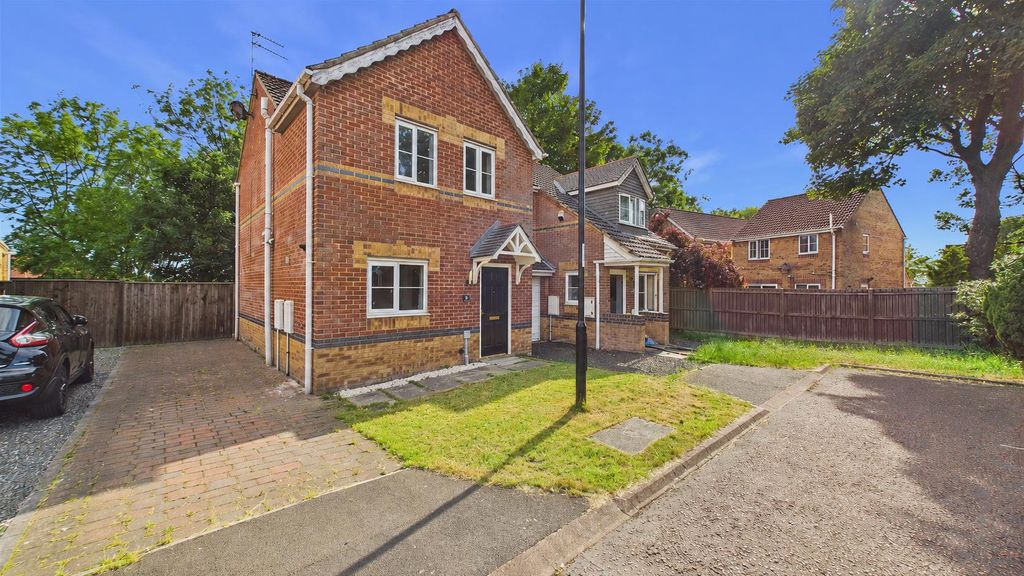 Property photo 1 of 14 Front External