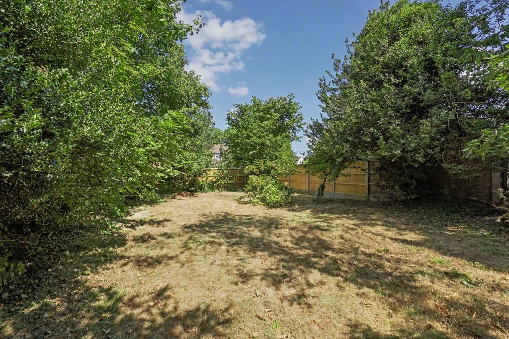 Property photo 2 of 27 5267987