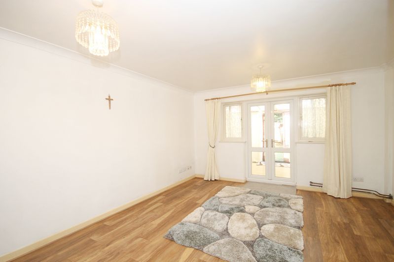 Property photo 2 of 15 Photo 10