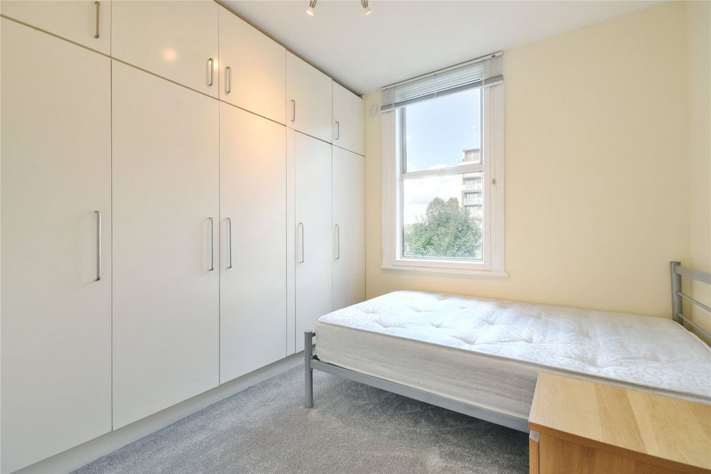 Property photo 3 of 14 Picture No. 37