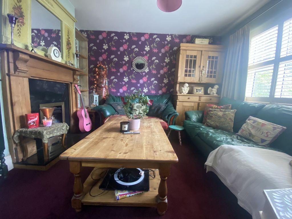 Property photo 3 of 13 Photo 11