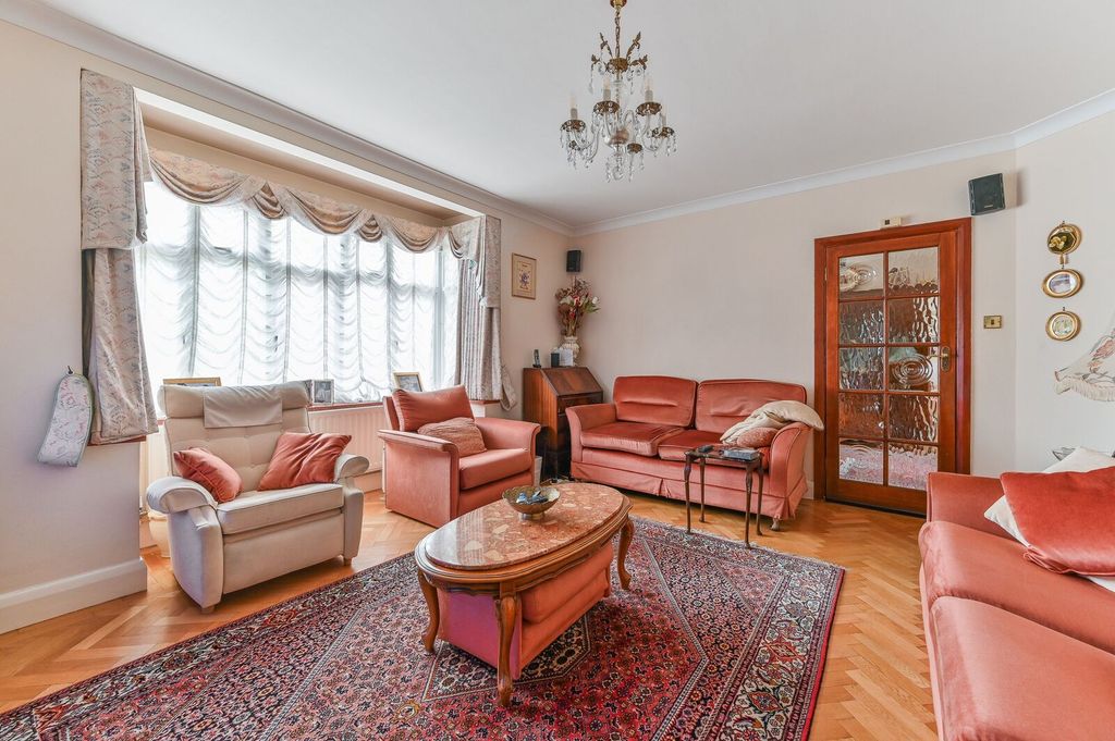 Additional image 31 of 5 bed detached house for saleGrimwade Avenue, Lloyd Park, Croydon CR0