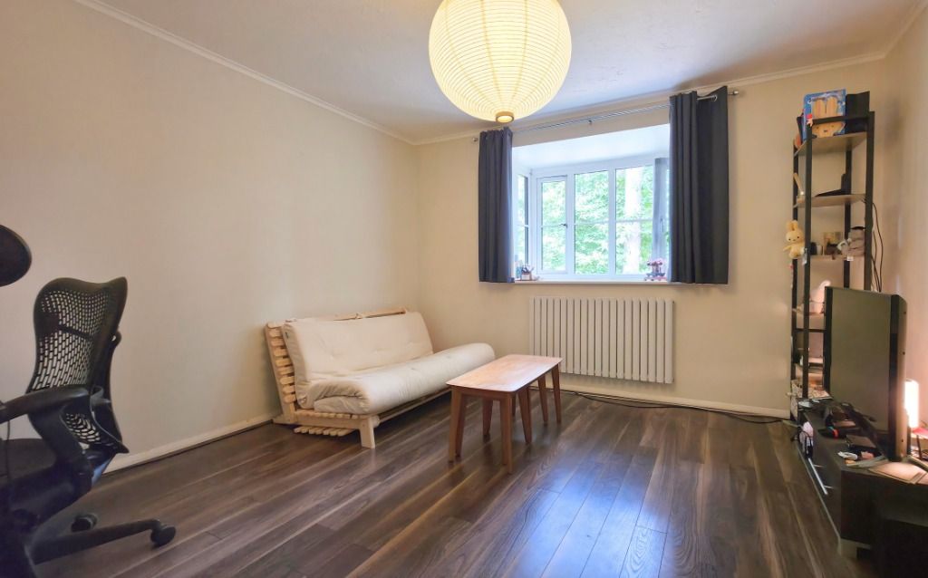 Property photo 2 of 9 4411976