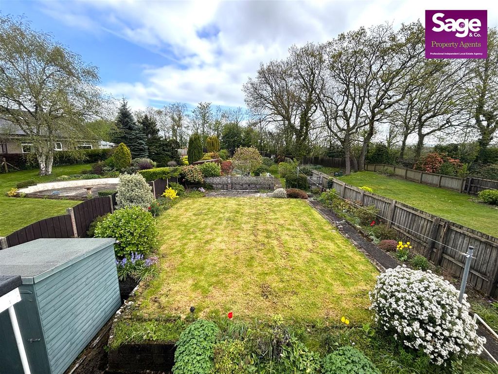 Property photo 2 of 35 Image00025 (1).Jpeg