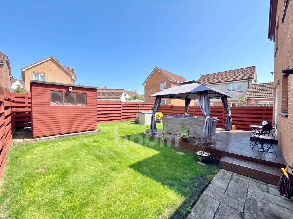 Property photo 2 of 27 St.Annes Wynd, Erskine Garden Pic