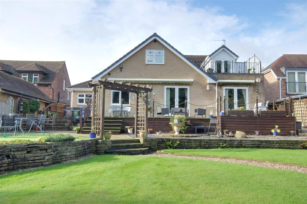 Property photo 1 of 26 Rear View