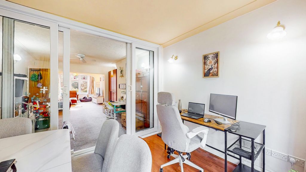 Property photo 1 of 21