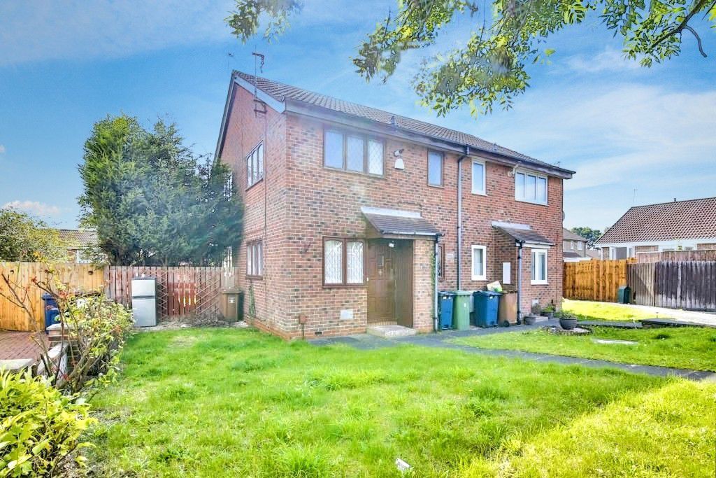 Property photo 1 of 8