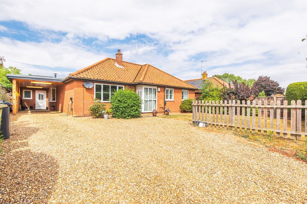 Property photo 2 of 16