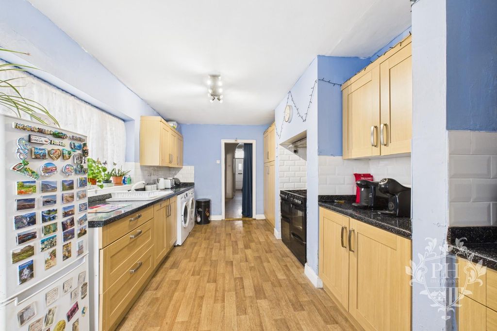 Property photo 2 of 10 Cam02002G0-Pr0231-Still003.Jpg