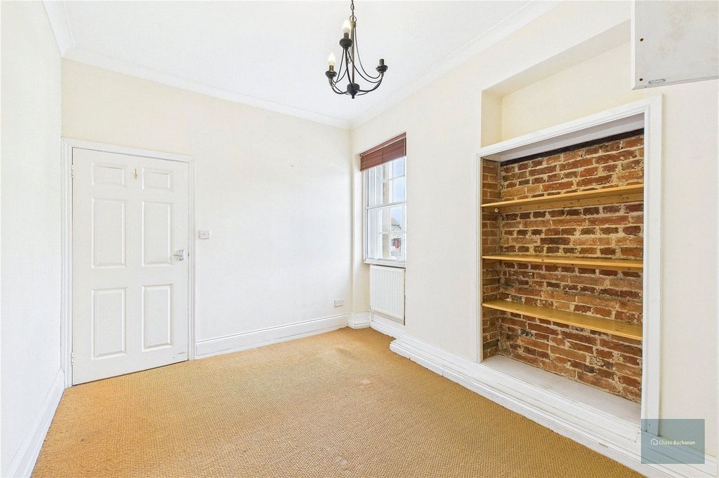 Property photo 3 of 12 Picture No. 24