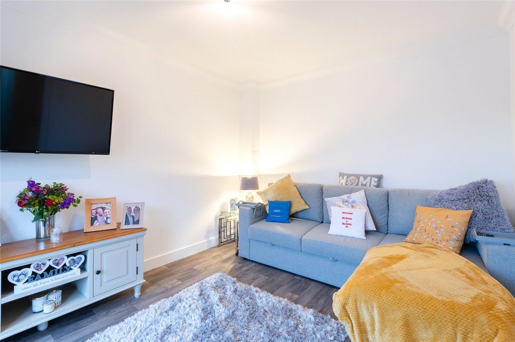 Property photo 2 of 33 Picture 2