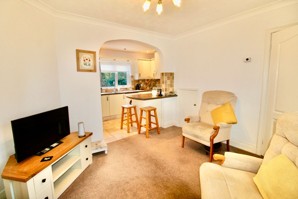 Property photo 3 of 13