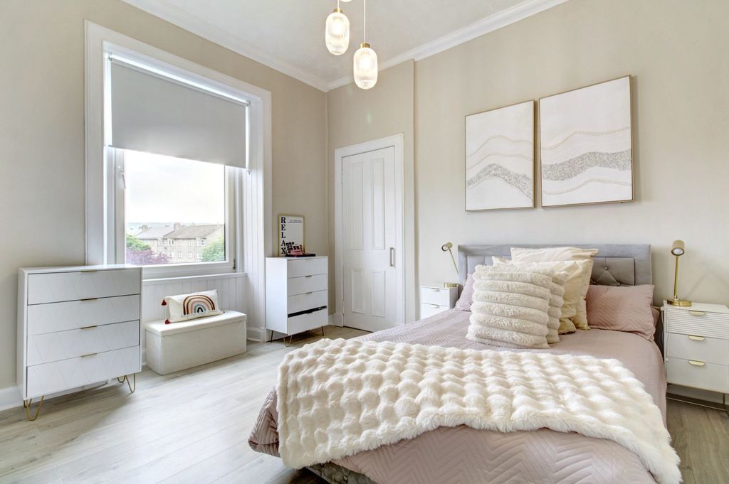 Additional image 12 of 2 bed flat for saleGlasgow Road, Dumbarton G82