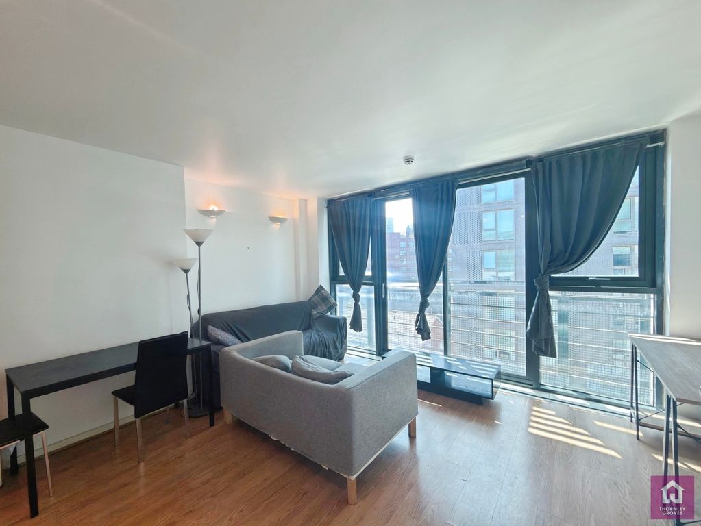 Property photo 3 of 16 Pbox-Img.Jpg