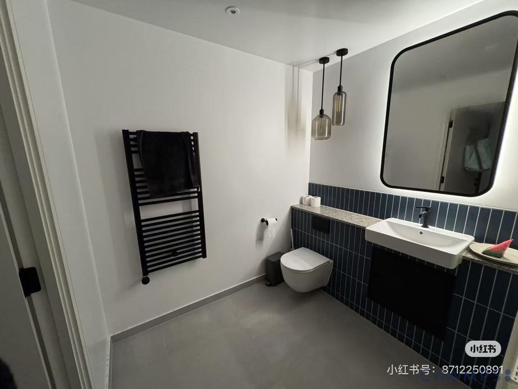 Property photo 3 of 10 Gallery