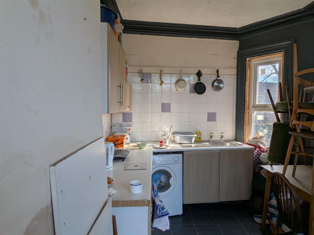 Property photo 2 of 5 113Cb4E2-6695-45Fc-A645-1E5Eb5092429.Jpeg