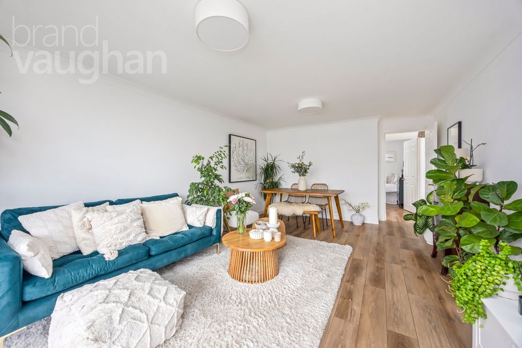 Property photo 2 of 22 Picture 2