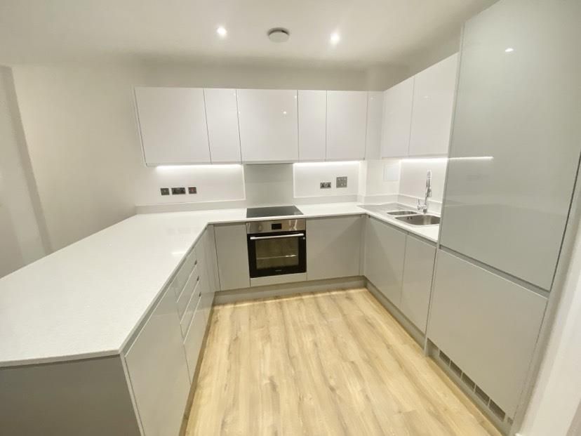 Property photo 3 of 11 Kitchen.Jpg