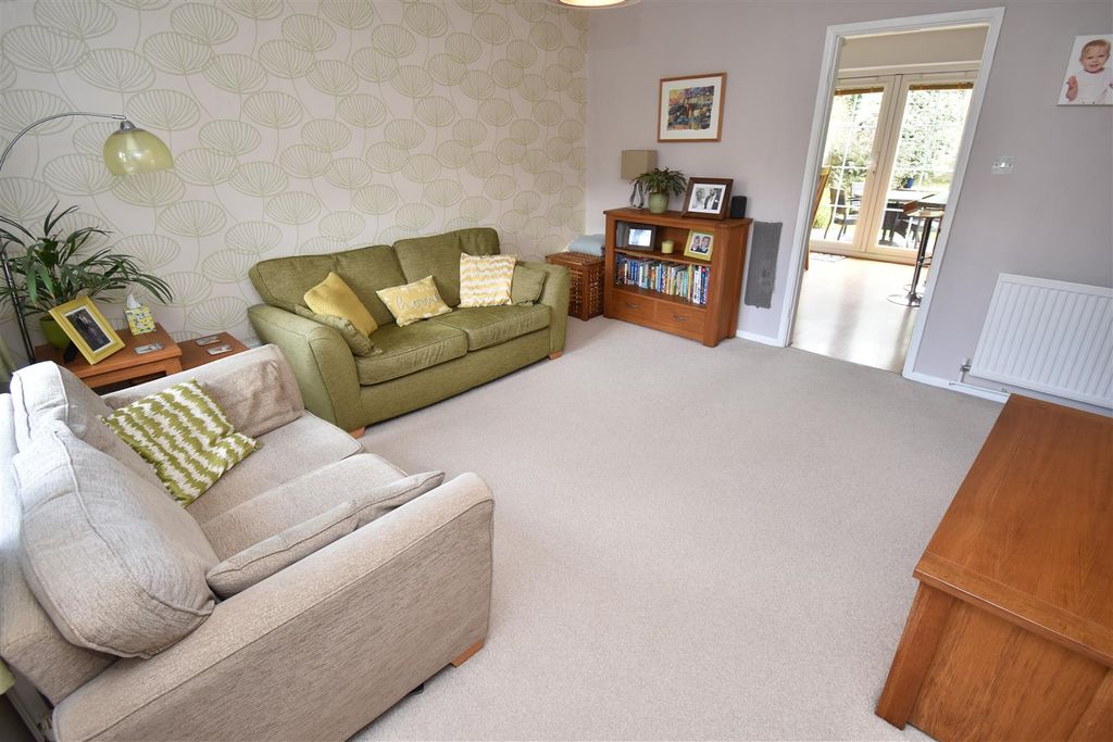 Property photo 3 of 14
