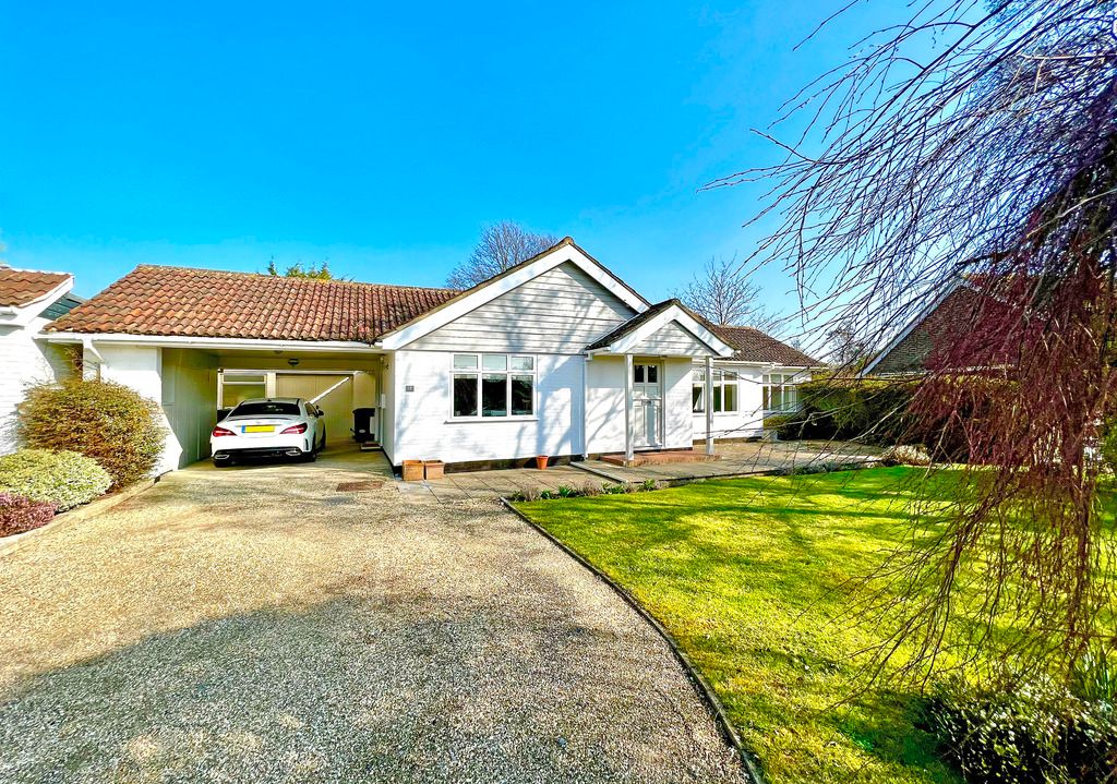 Property photo 2 of 31