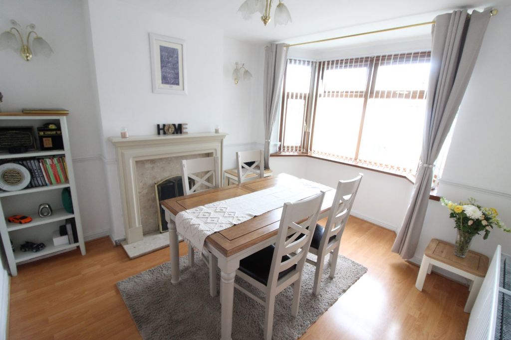Property photo 3 of 14 Picture No. 02