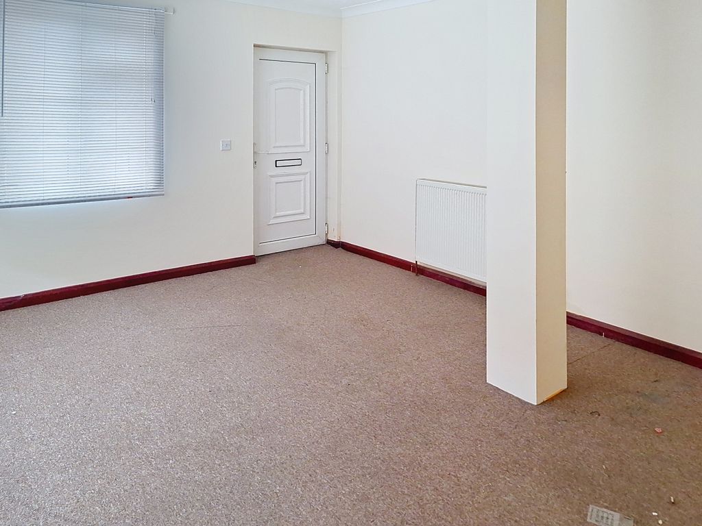 Property photo 2 of 19 Ground Floor 126B