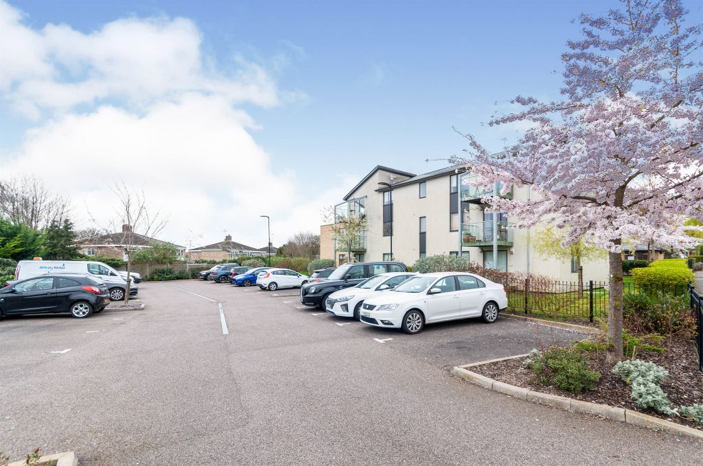 Property photo 2 of 10