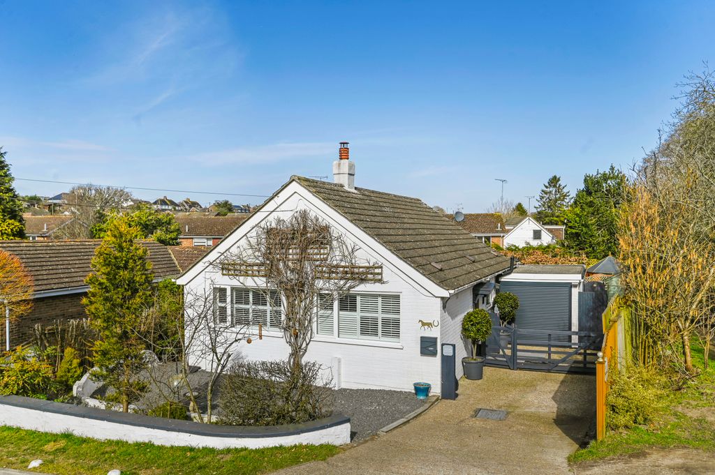 Property photo 1 of 21