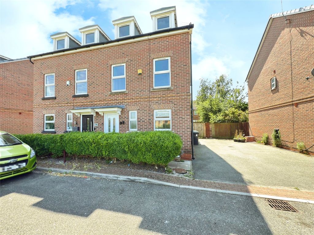 Property photo 1 of 10 Picture No. 16