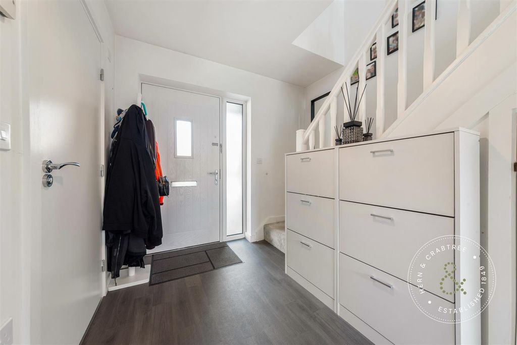 Property photo 2 of 30 Rhodfa-Crughywel-11.Jpg