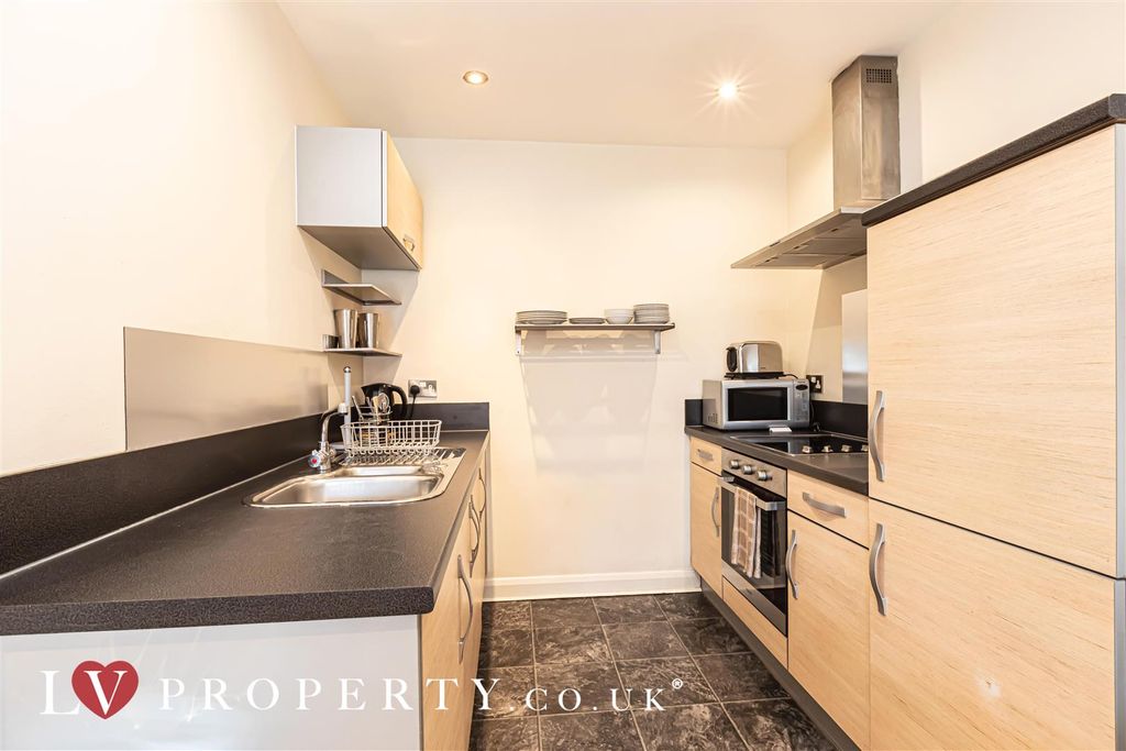 Property photo 3 of 10 5.Jpg