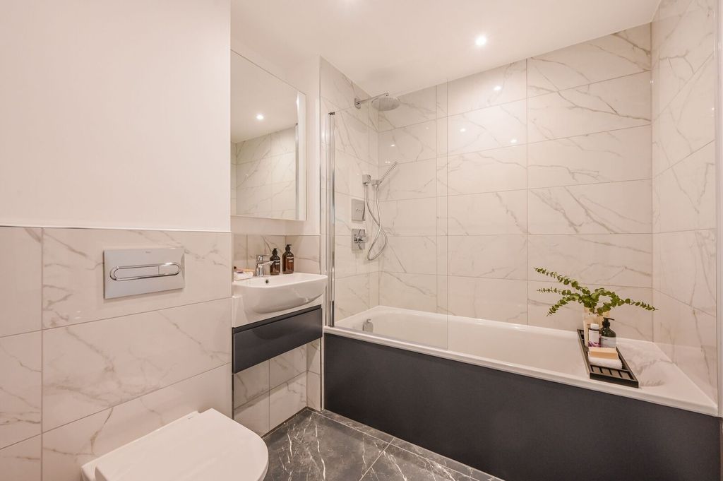 Property photo 2 of 49