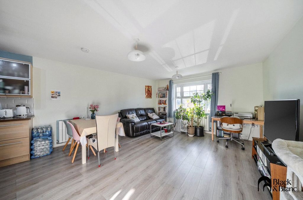 Property photo 2 of 13 Living Room