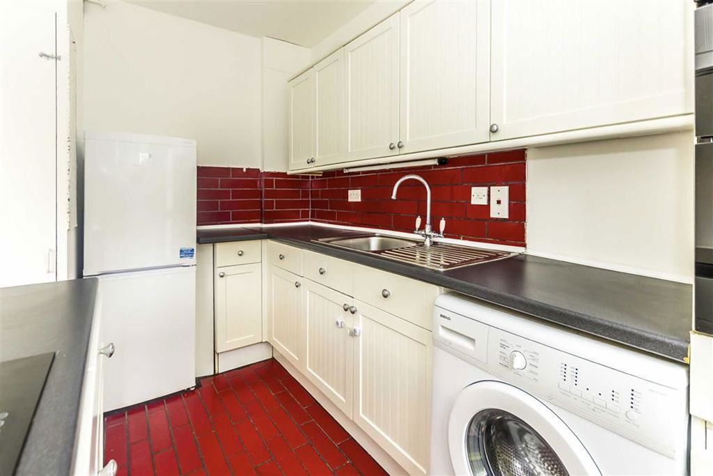 Property photo 3 of 5