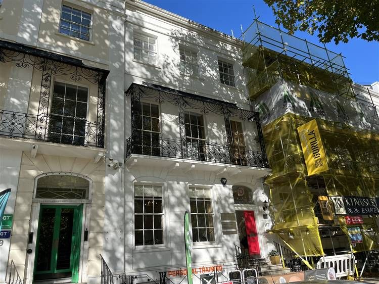 Property photo 1 of 4