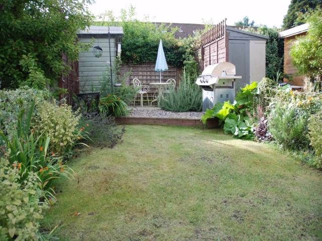 Property photo 2 of 8 Garden