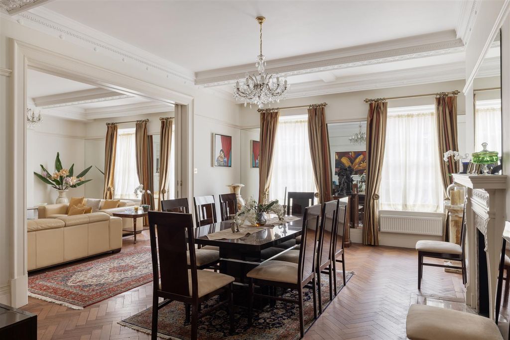 Property photo 1 of 17 Hansonâ€™S Estate-7 Claridges House-11_Hi.Jpg