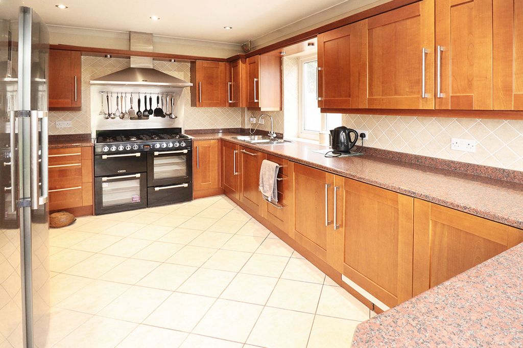 Property photo 3 of 13 Picture No. 01