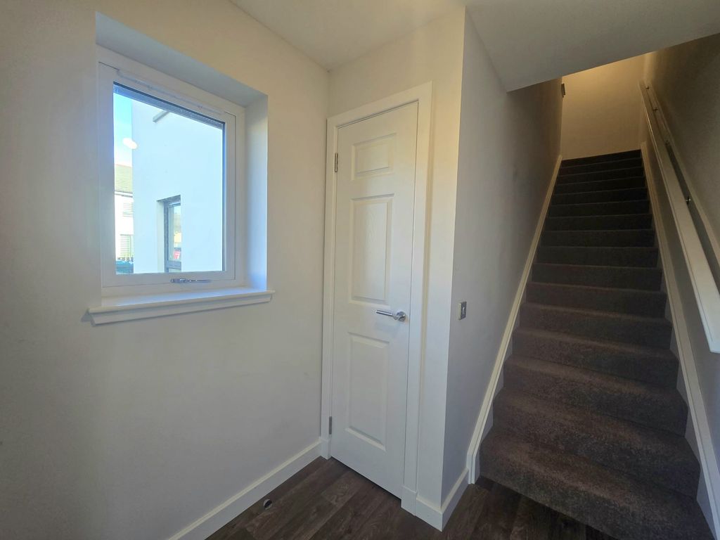 Property photo 2 of 11 Photo 2