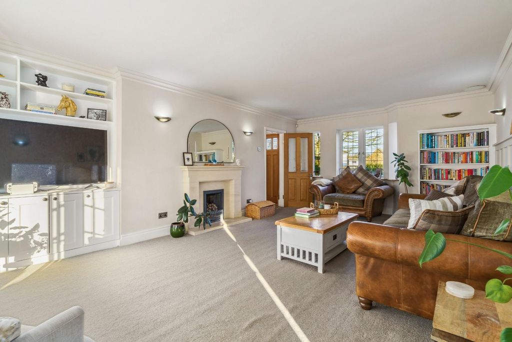 Property photo 3 of 24 84393_48 Bradford Road Guiseley(5).Jpg