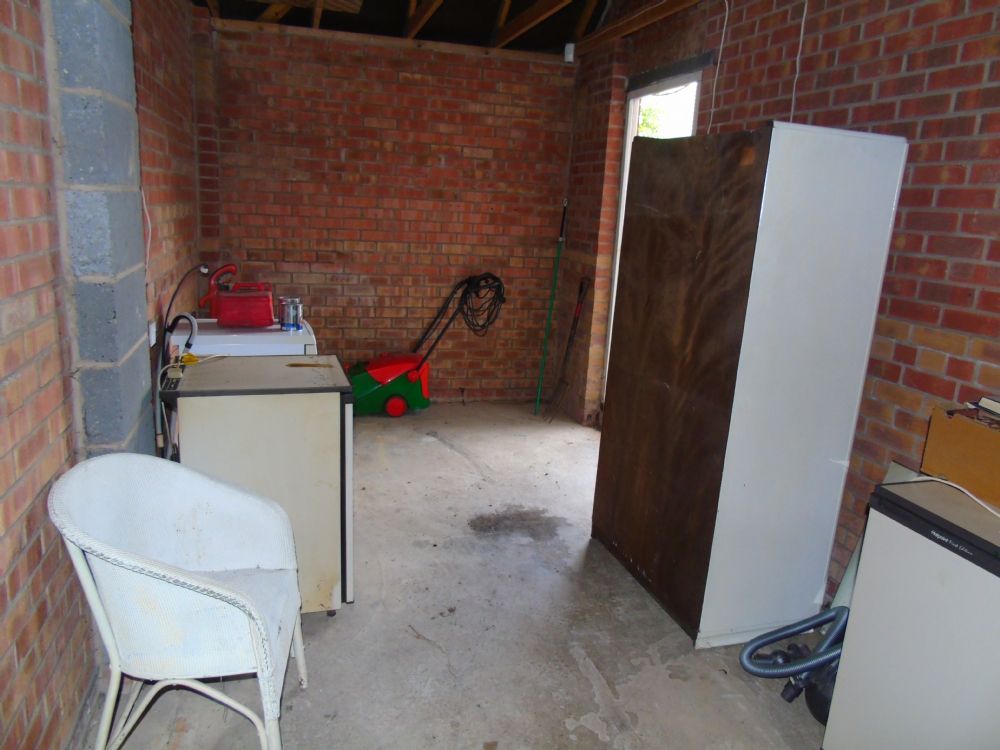 Property photo 2 of 14