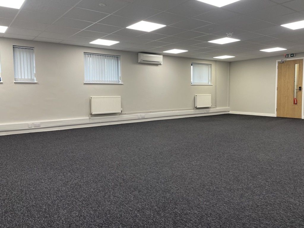 Property photo 2 of 3 Photo 4