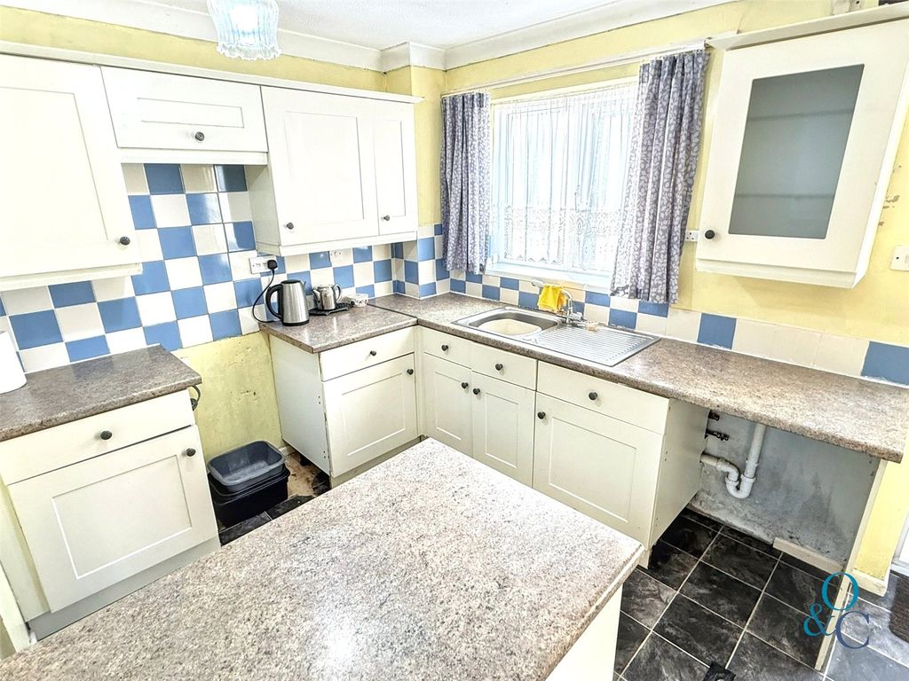 Property photo 3 of 15 Picture No. 13