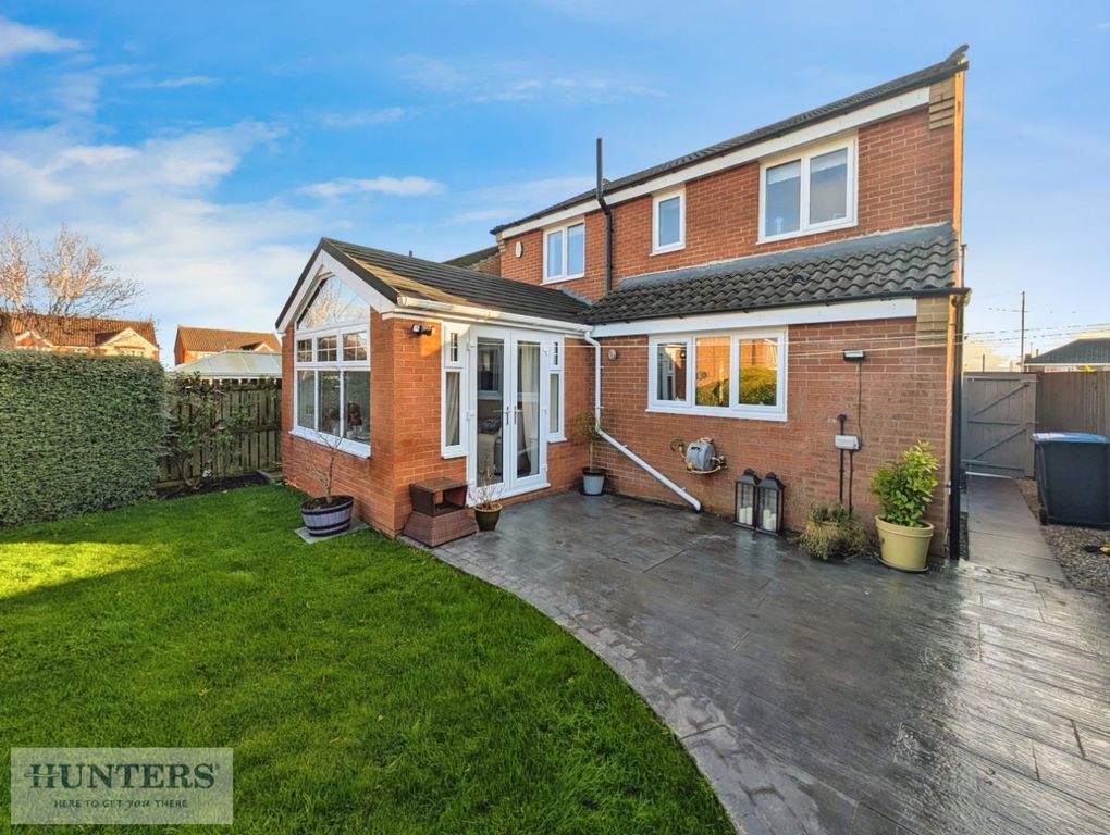 Property photo 3 of 25 Outdoor Space