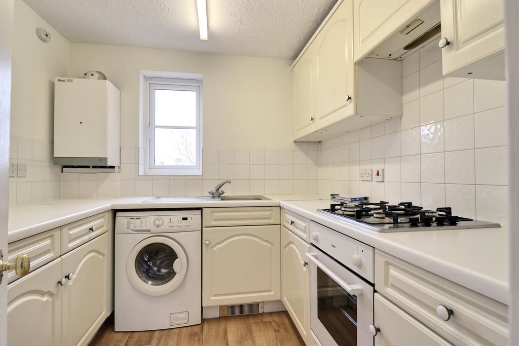 Property photo 3 of 9